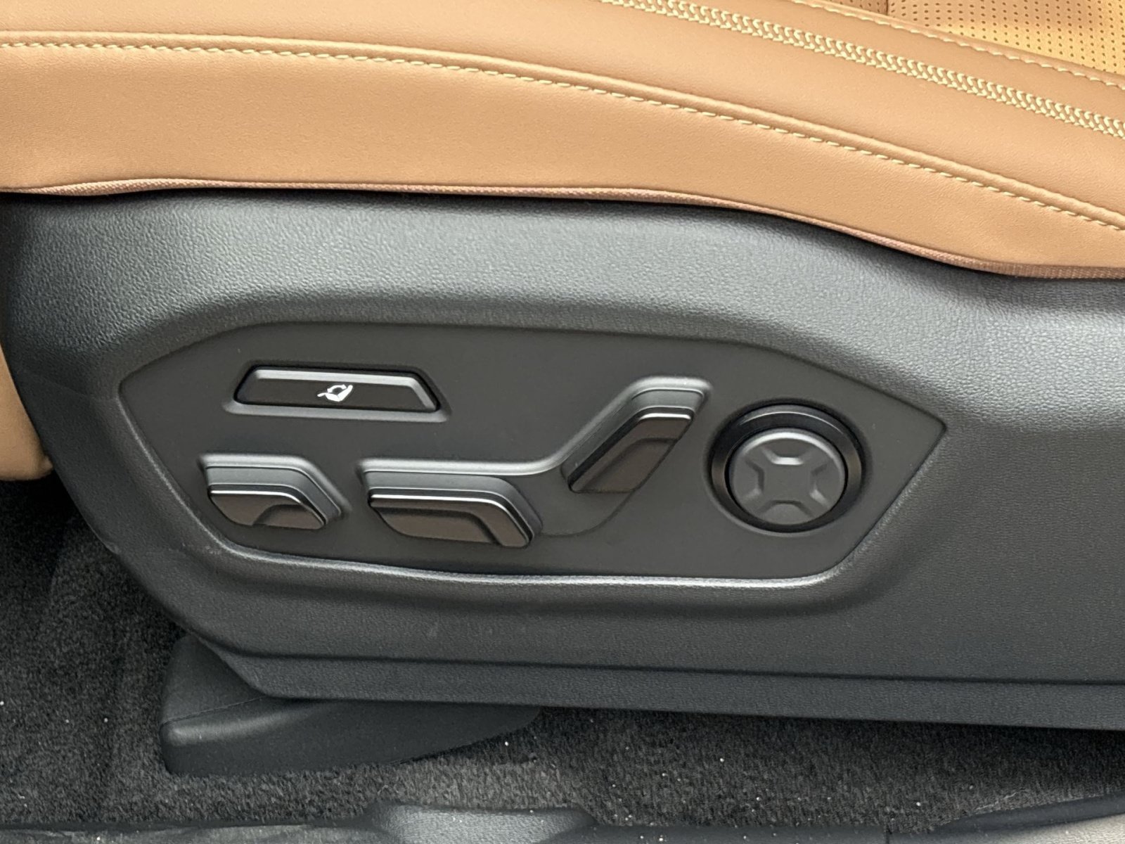 New 2027 Hyundai Santa Fe Calligraphy AWD/4WD image 14