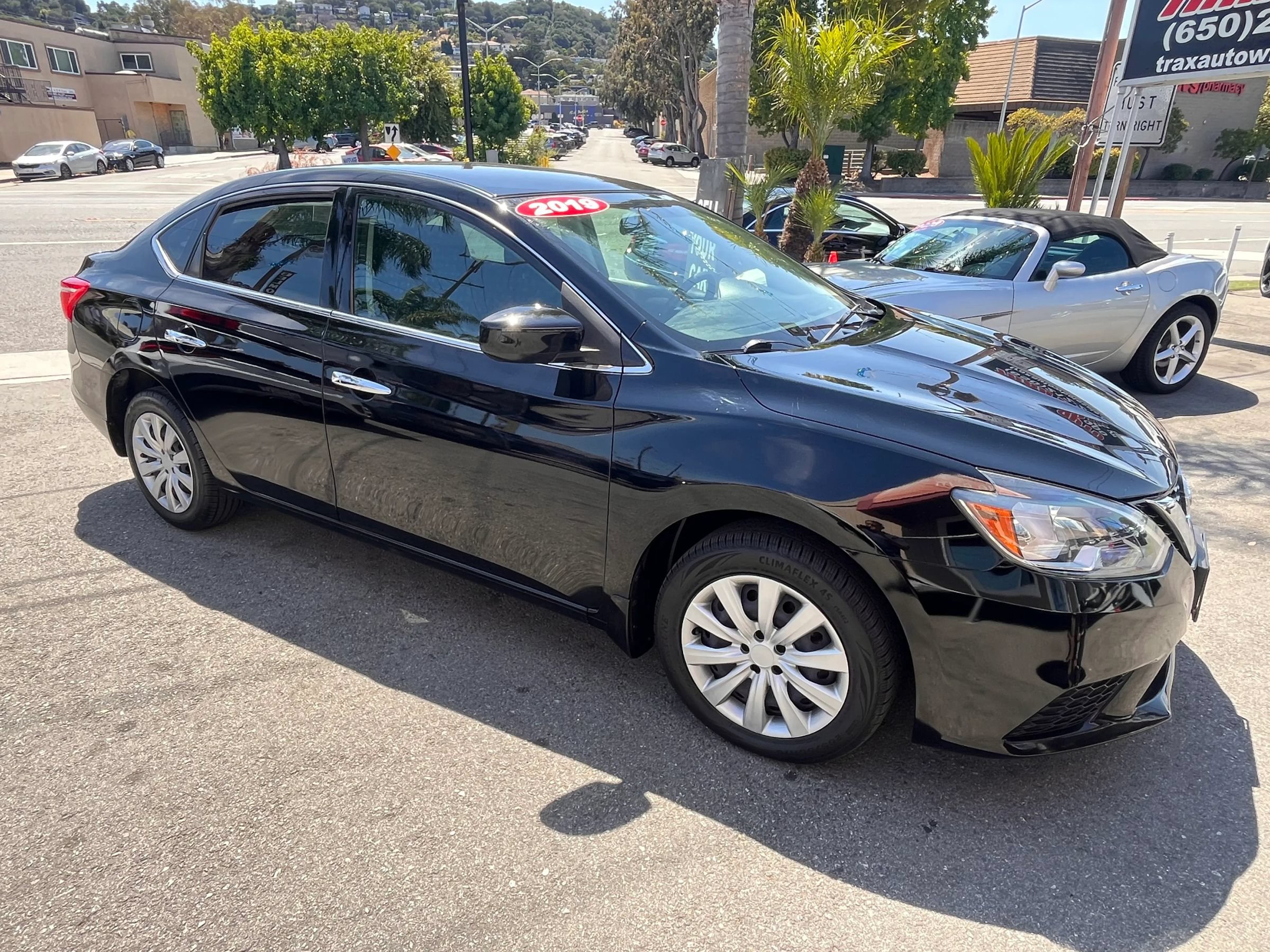 Used 2019 Nissan Sentra S FWD image 1