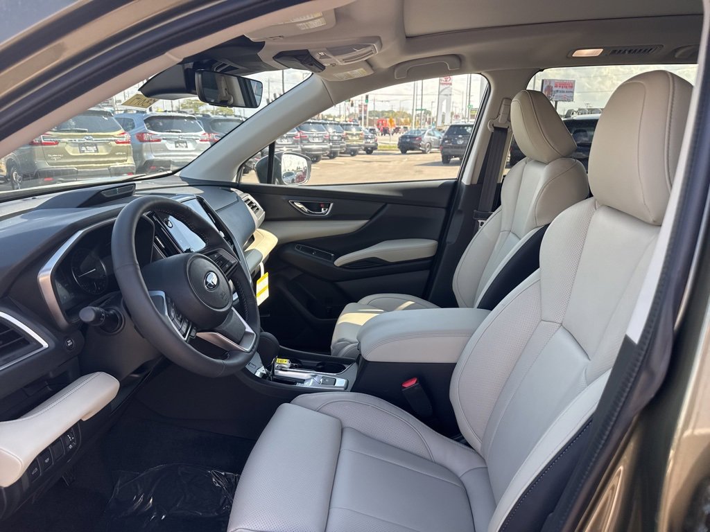 New 2025 Subaru Ascent Limited image 8