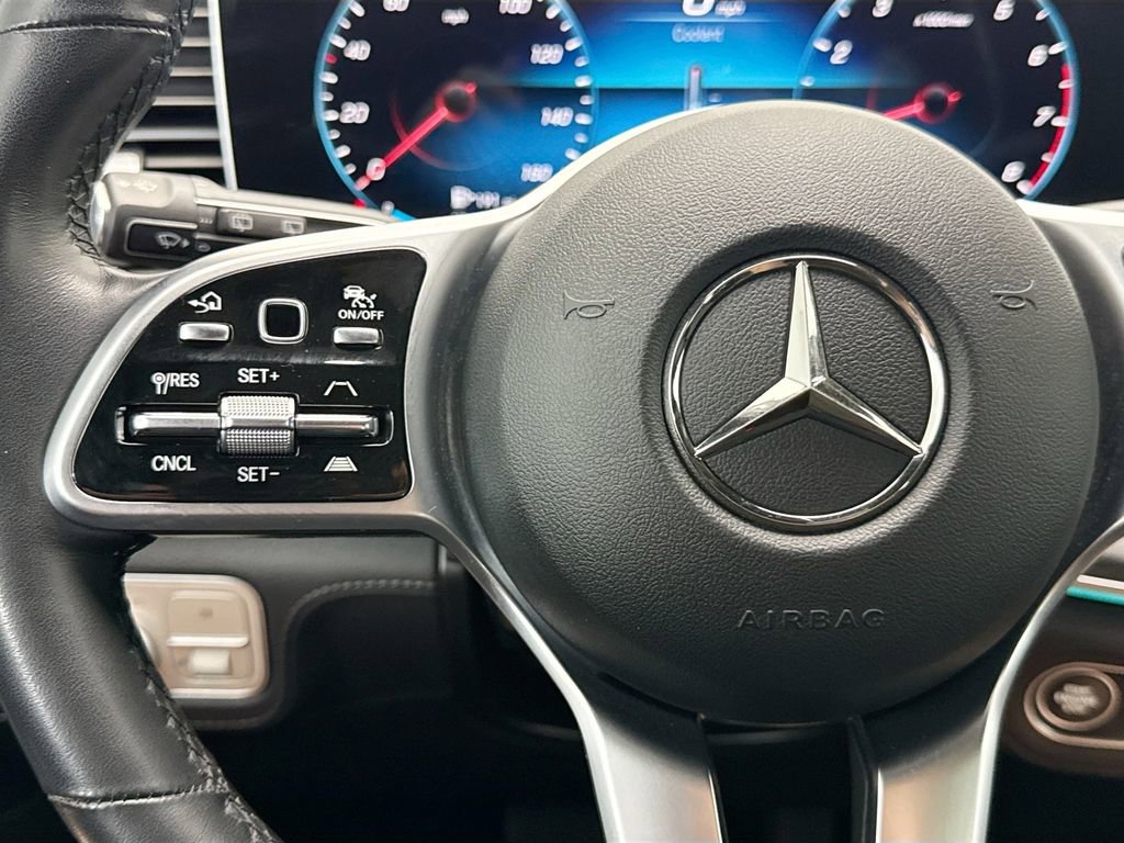 Used 2022 Mercedes-Benz GLS 450 4MATIC image 11