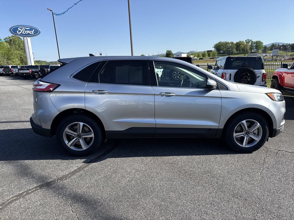Used 2023 Ford Edge SEL w/ Convenience Package AWD/4WD image 8