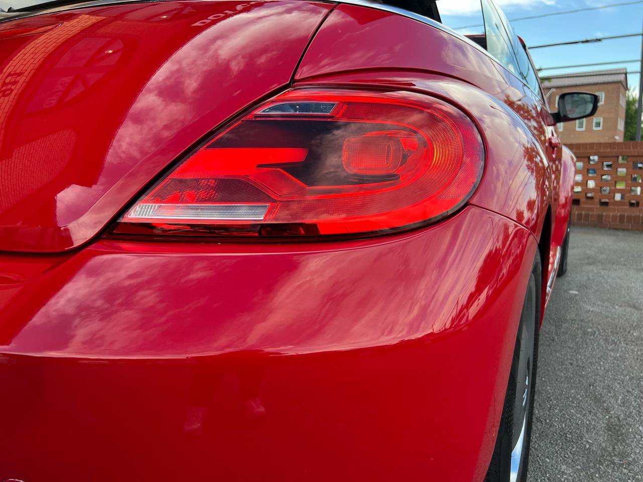 Used 2013 Volkswagen Beetle 2.5 FWD image 38