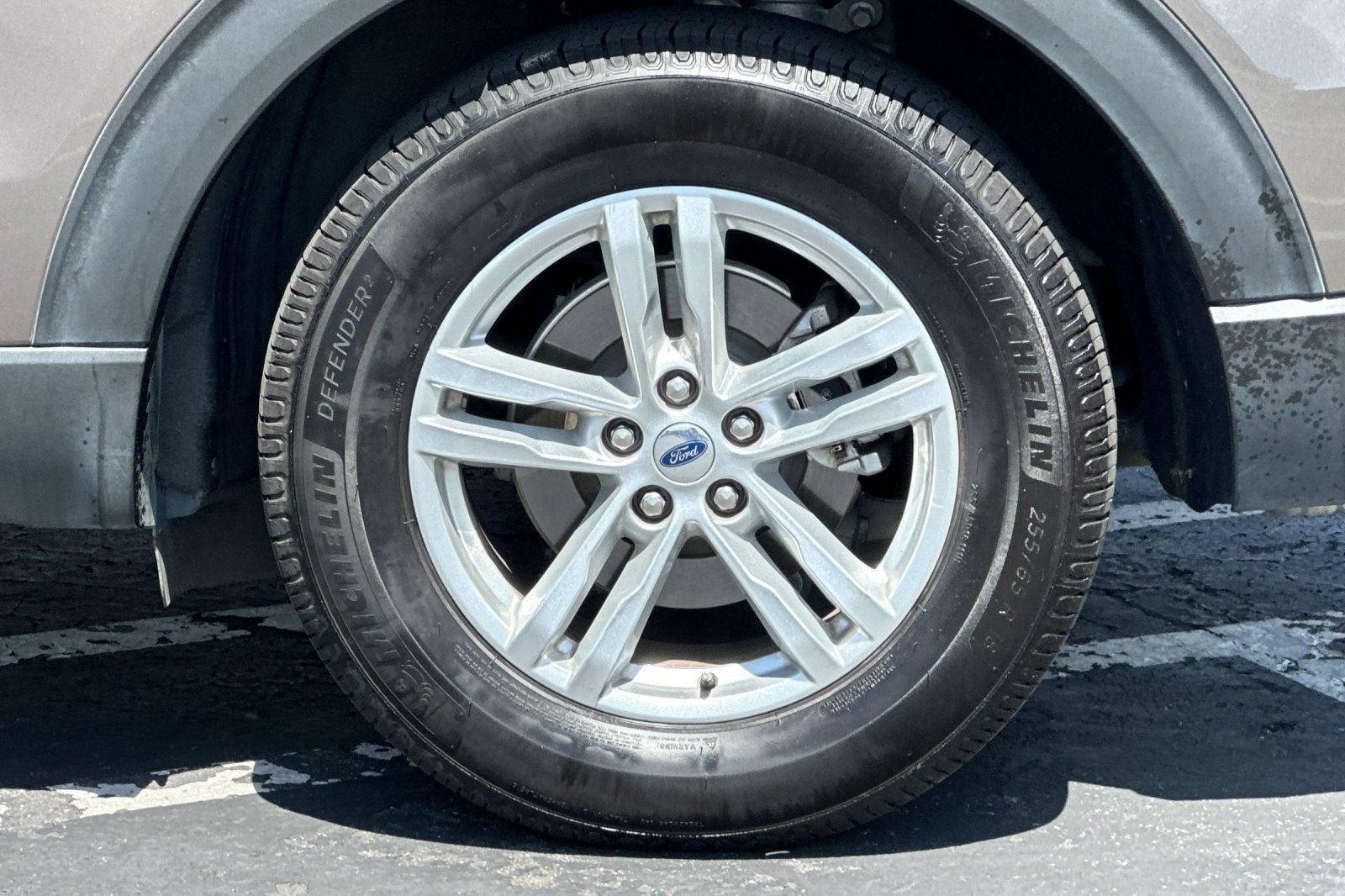 Used 2021 Ford Explorer XLT w/ Equipment Group 202A RWD image 43