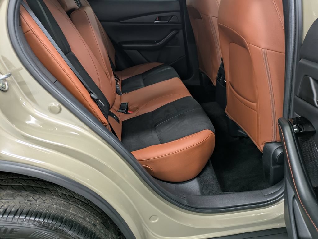 Certified 2025 MAZDA CX-30 Carbon AWD/4WD image 27