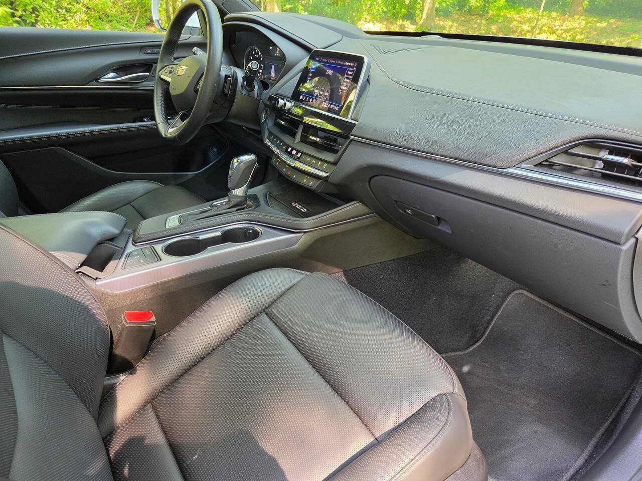 Used 2026 Cadillac CT4 Premium Luxury RWD image 9