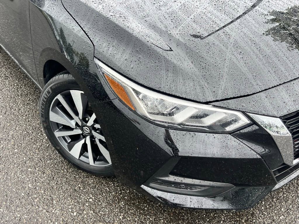 Used 2021 Nissan Sentra SV w/ SV Premium Package FWD image 2