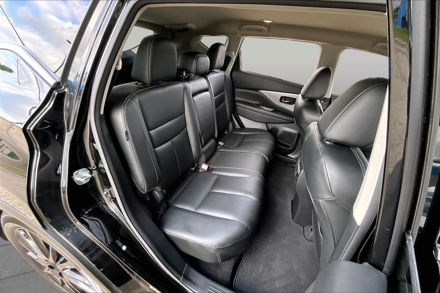 Used 2023 Nissan Murano SV w/ SV Midnight Edition Package FWD image 20