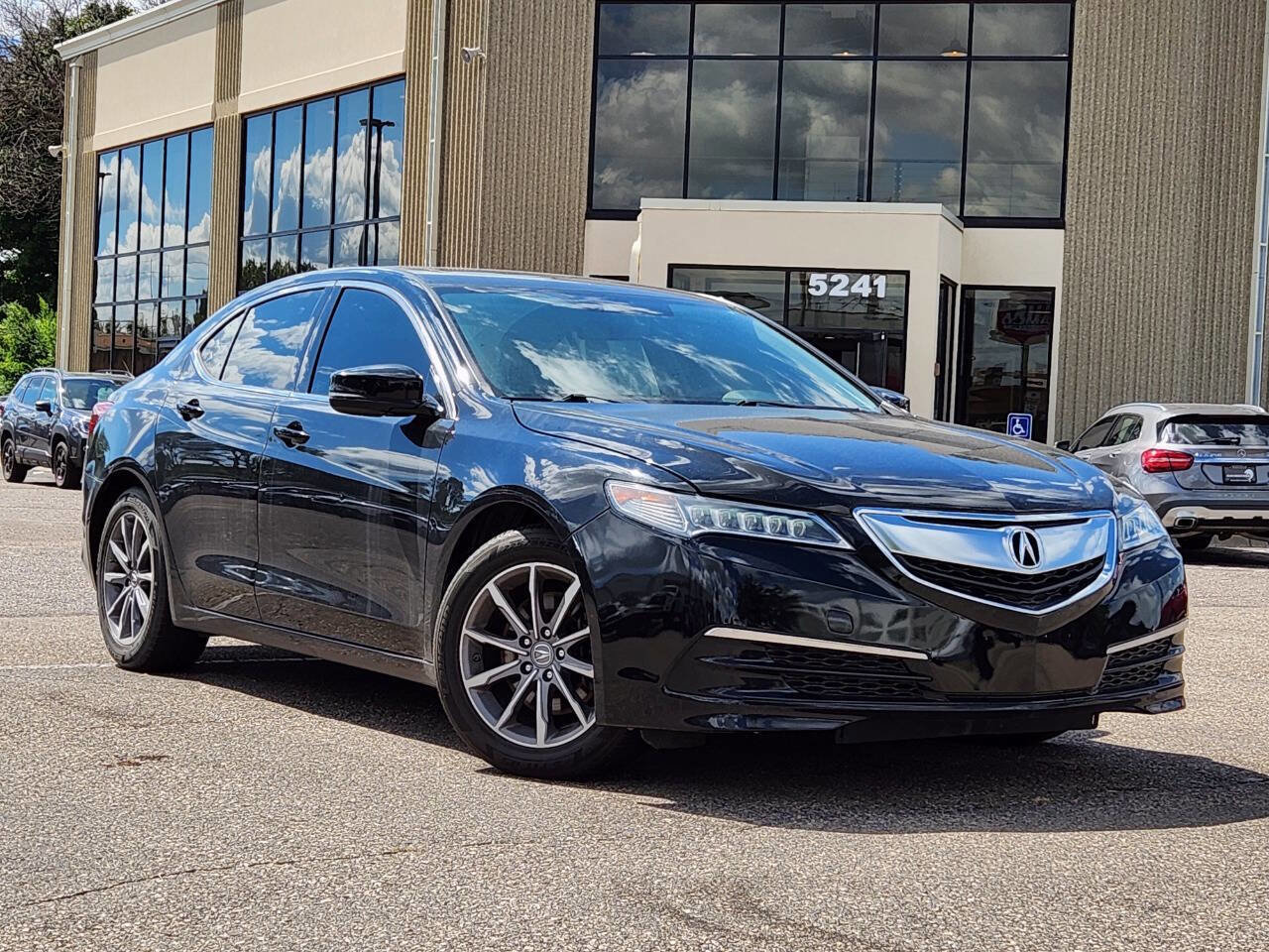 Used 2017 Acura TLX w/Tech 4dr Sedan w/Technology image 29