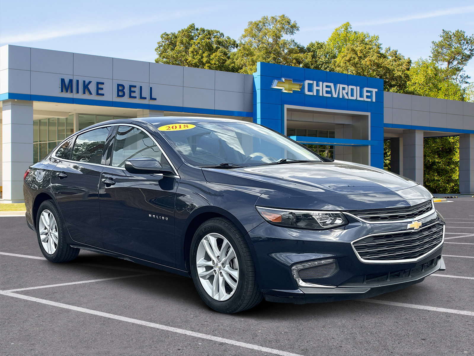 Used 2018 Chevrolet Malibu LT image 1
