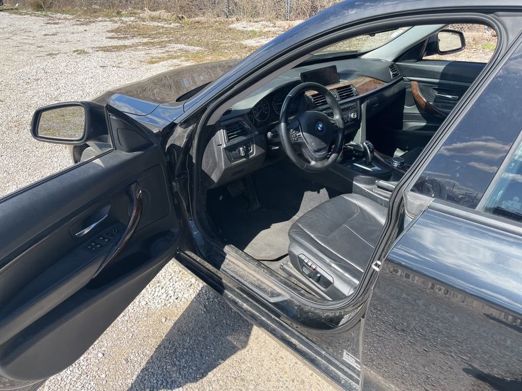 Used 2015 BMW 335i Gran Turismo xDrive image 9