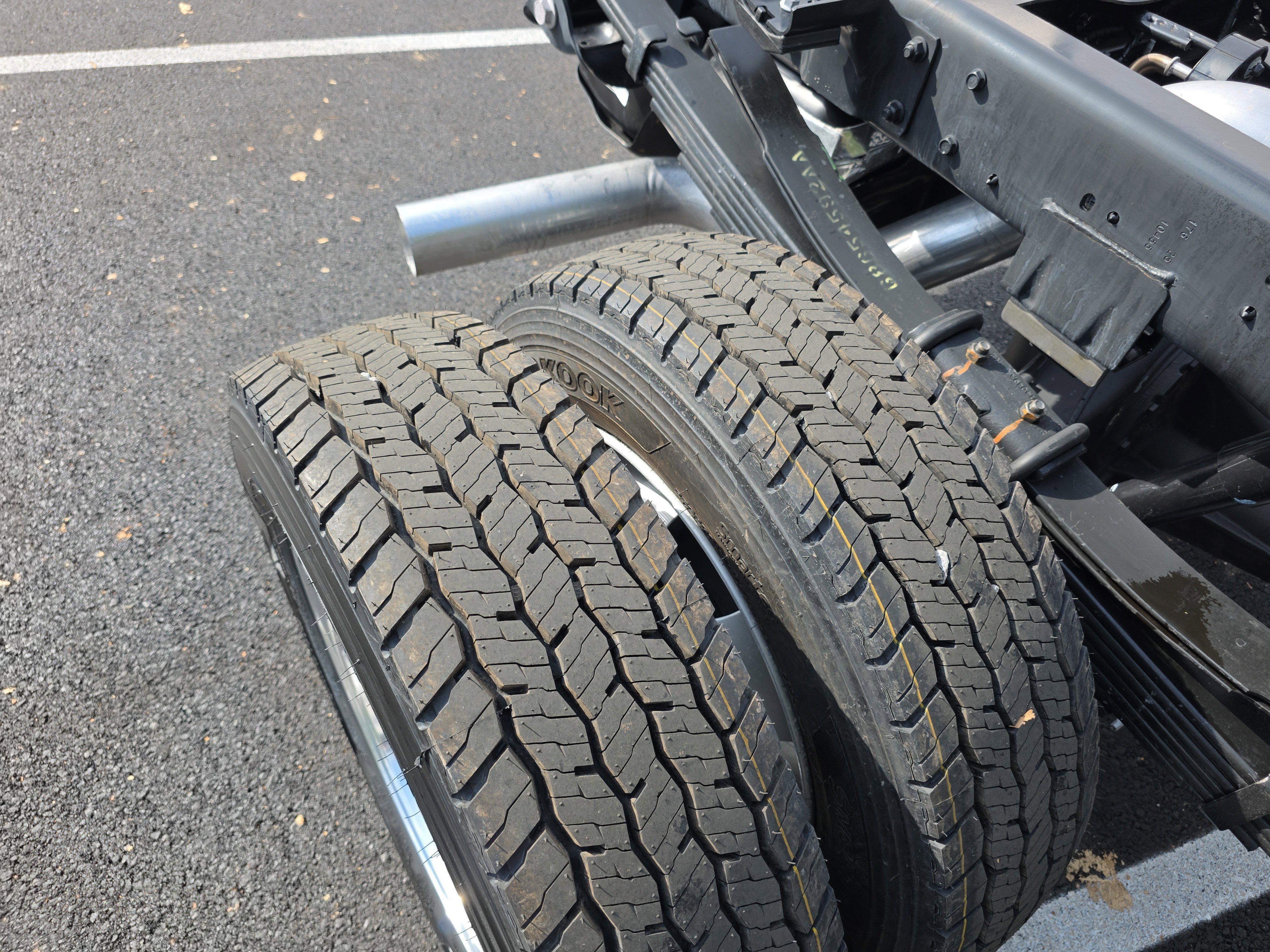 New 2026 RAM 5500 4x4 Regular Cab image 29