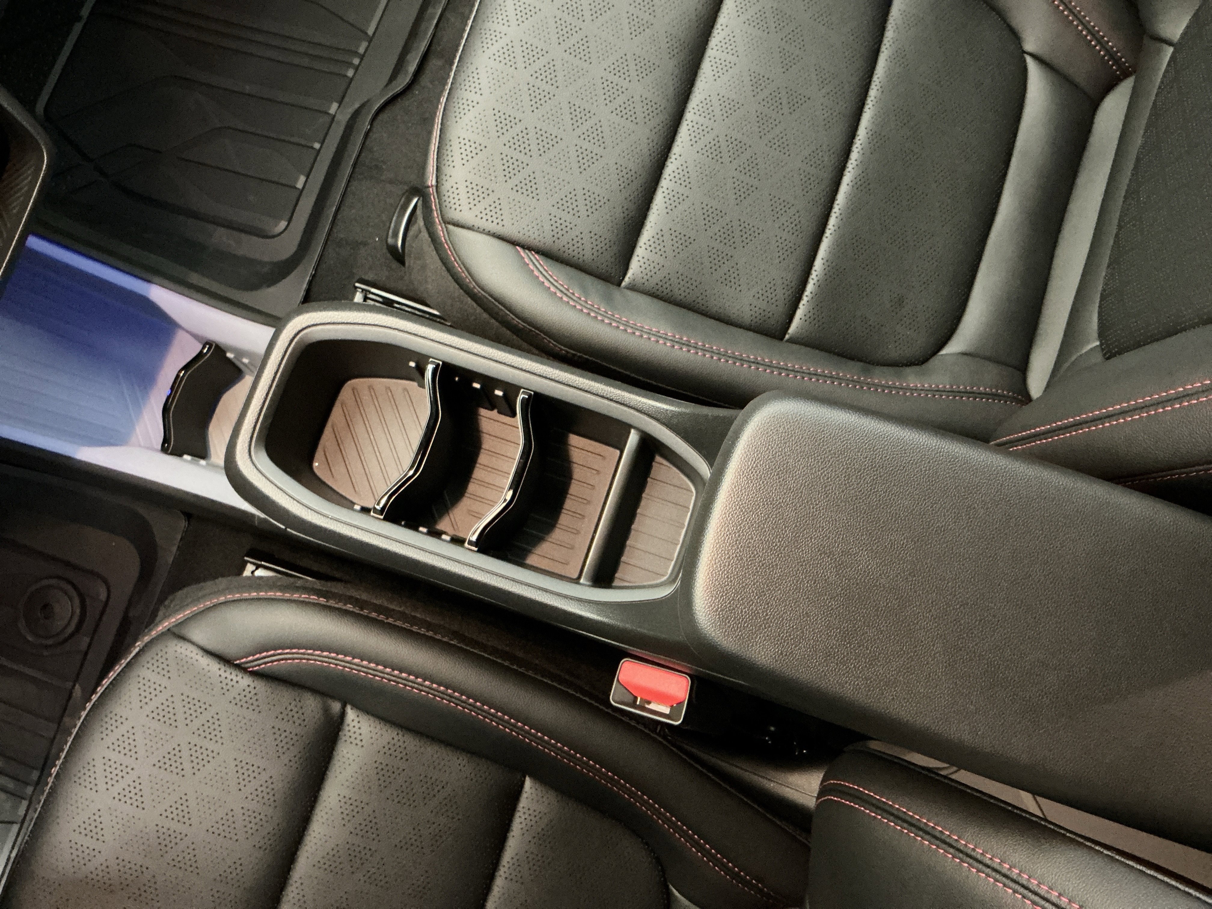 New 2027 Chevrolet Bolt RS w/ Technology Package image 21