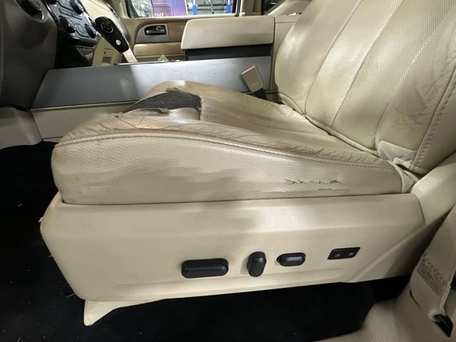 Used 2016 Ford Expedition Limited w/ Equipment Group 301A image 18