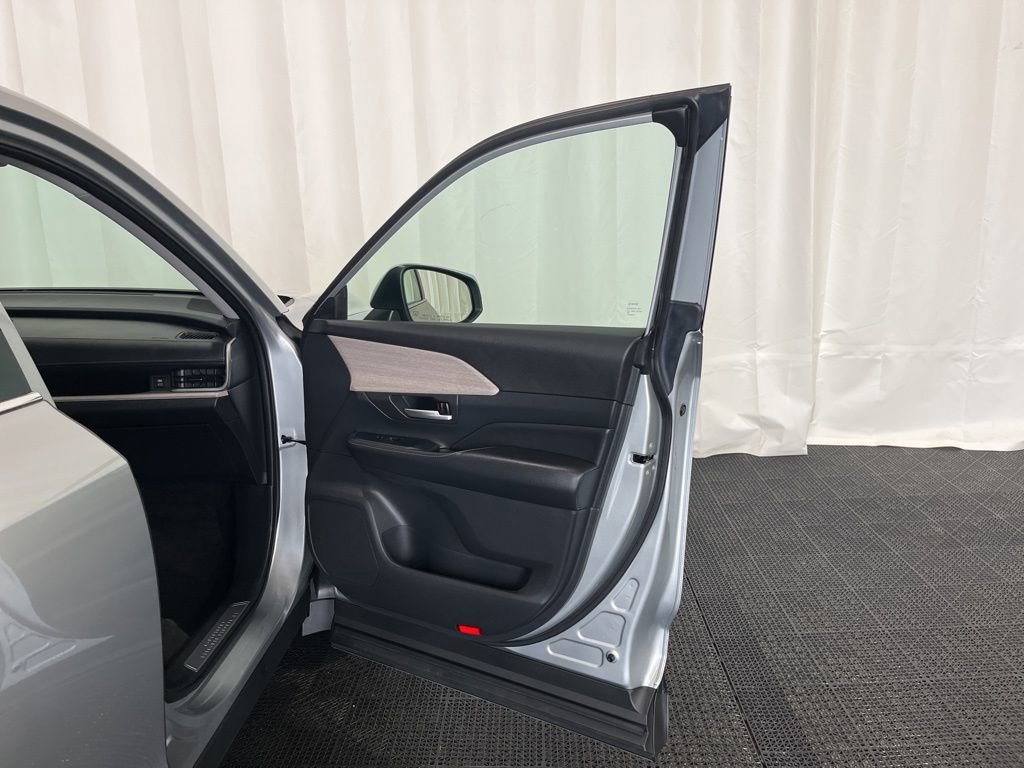 Used 2024 Toyota Grand Highlander Platinum image 20