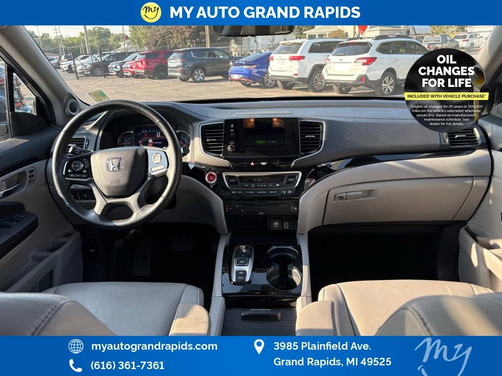 Used 2020 Honda Pilot Touring image 22