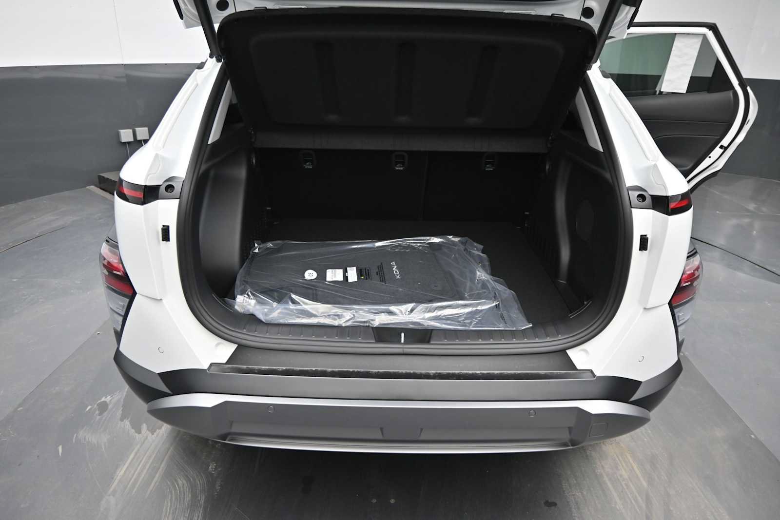 New 2026 Hyundai Kona Limited AWD/4WD image 13