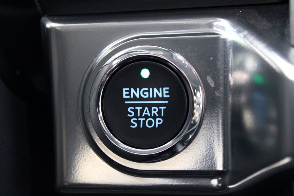 Used 2023 Ford F150 Lariat w/ FX4 Off-Road Package image 28
