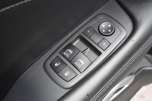 Used 2022 Dodge Challenger R/T w/ Plus Package RWD image 17