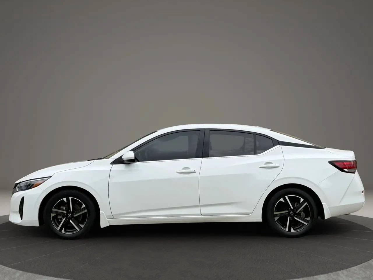 Used 2024 Nissan Sentra SV w/ All-Weather Package FWD image 6