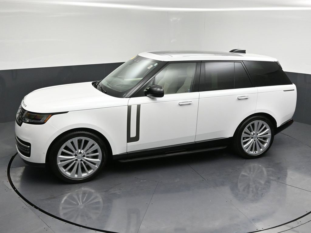 Used 2024 Land Rover Range Rover SE image 29