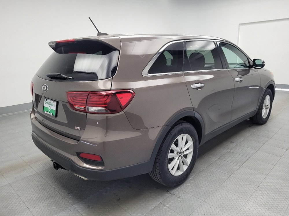 Used 2020 Kia Sorento LX image 9