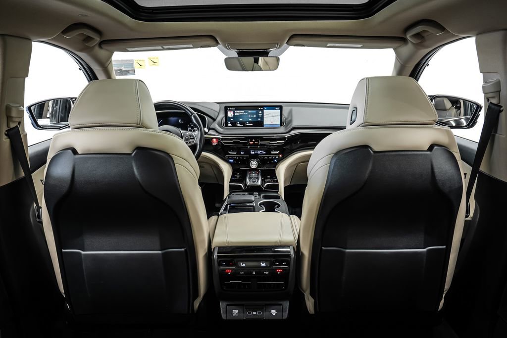 Certified 2022 Acura MDX SH-AWD w/ Advance Package image 11