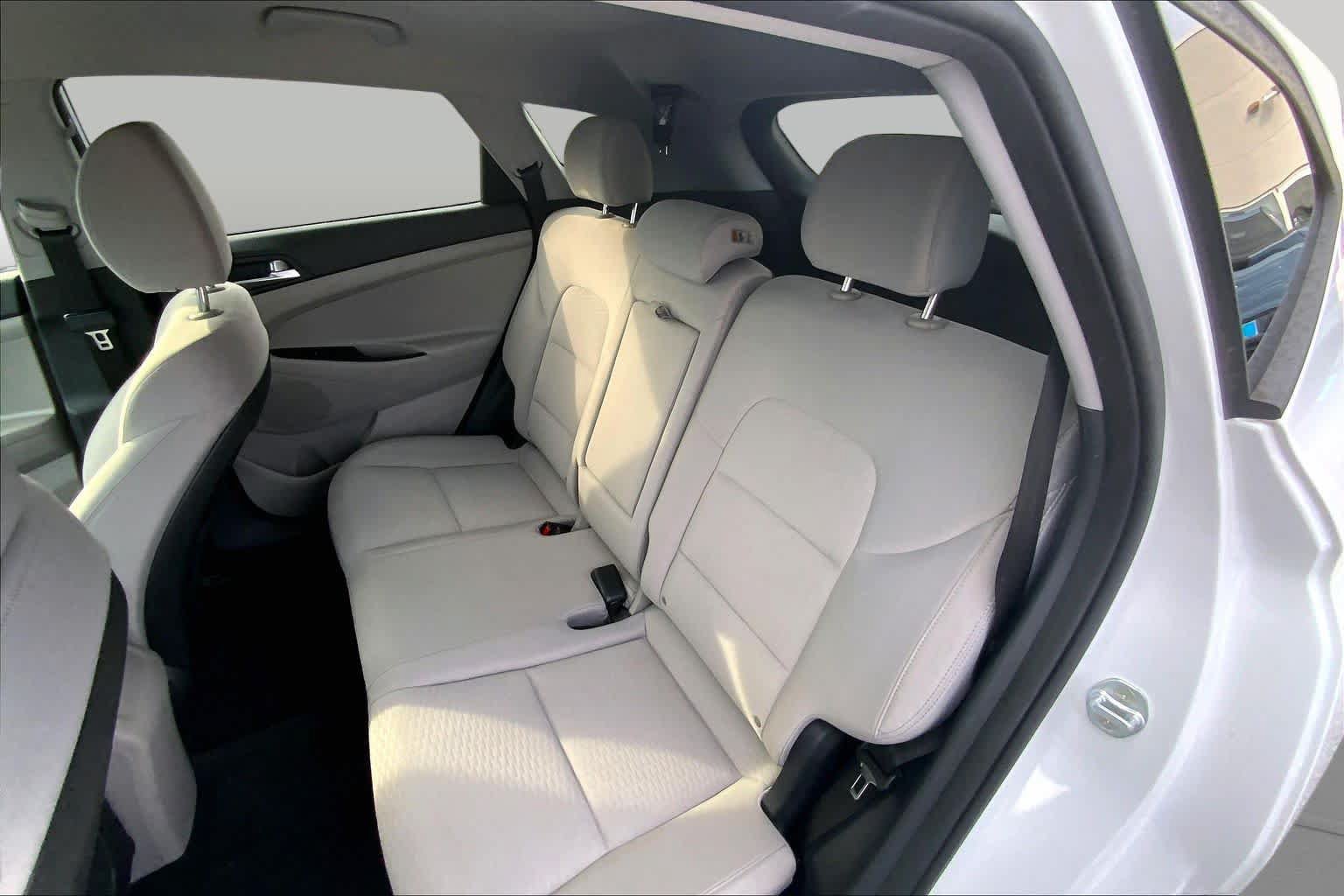 Used 2021 Hyundai Tucson Value FWD image 20