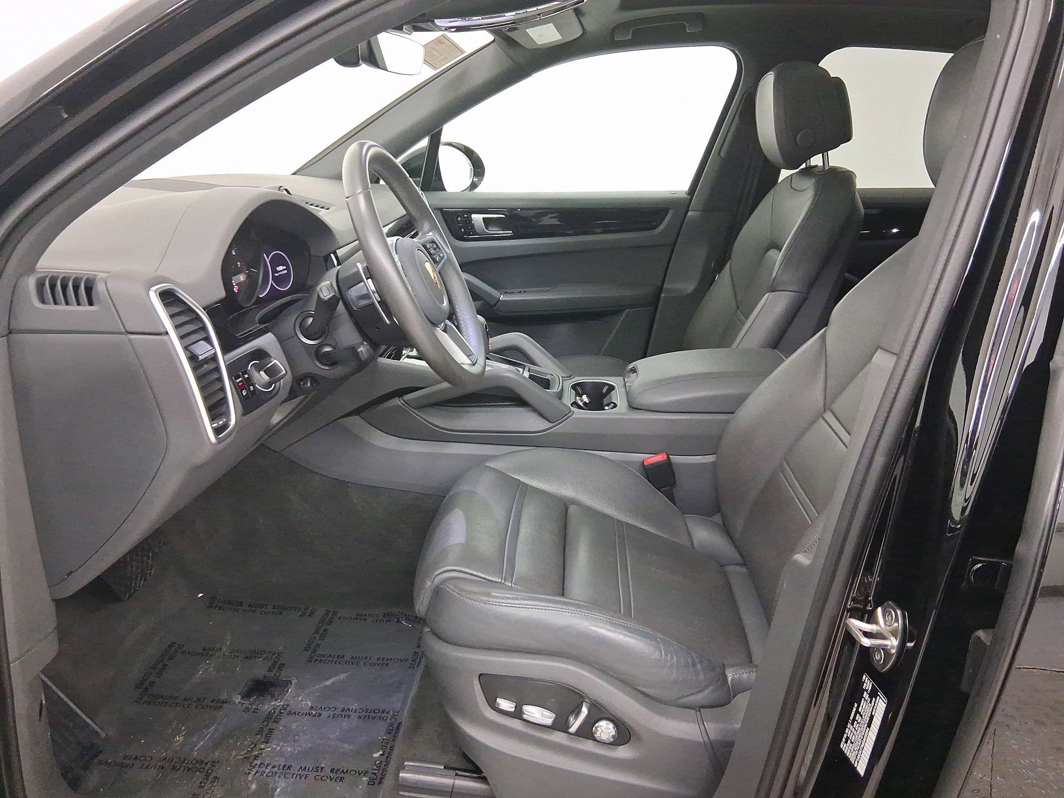 Used 2021 Porsche Cayenne image 5