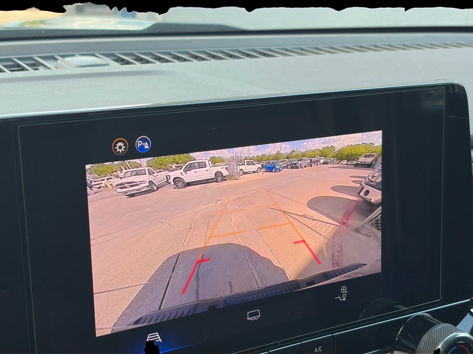 Used 2026 Chevrolet Colorado W/T w/ Advanced Trailering Package RWD image 16