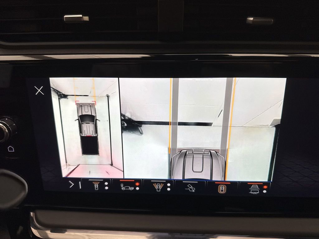 Used 2024 GMC Sierra 2500 AT4X image 42