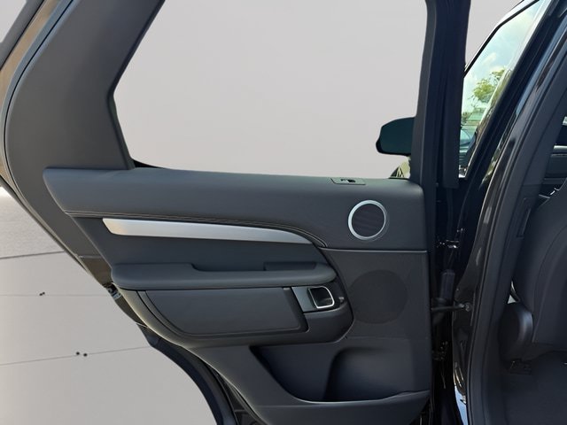 New 2026 Land Rover Discovery Dynamic SE AWD/4WD image 24