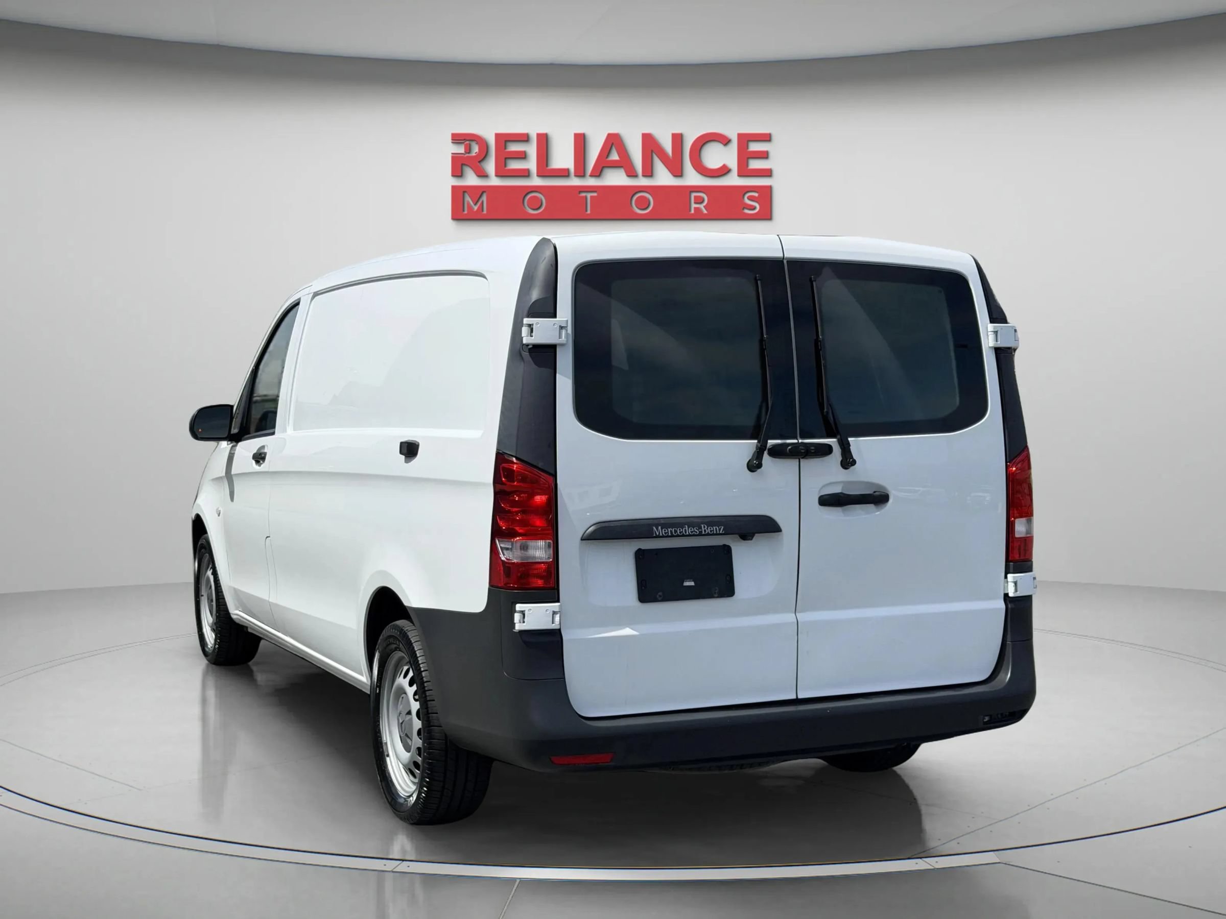 Used 2019 Mercedes-Benz Metris image 4