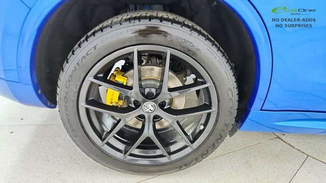 Used 2020 Alfa Romeo Stelvio Ti w/ Nero Edizione image 61