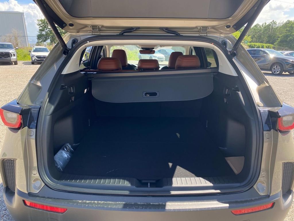 New 2025 MAZDA CX-50 Meridian Edition w/ Apex Package image 9
