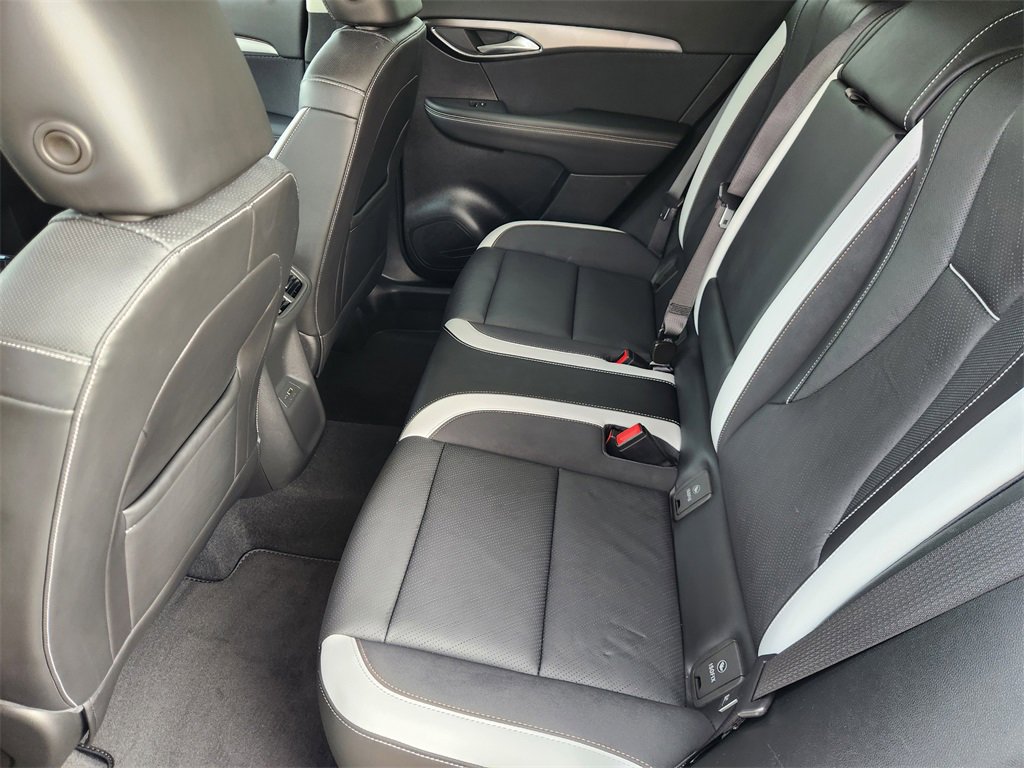 Used 2024 Buick Envision Sport Touring image 28