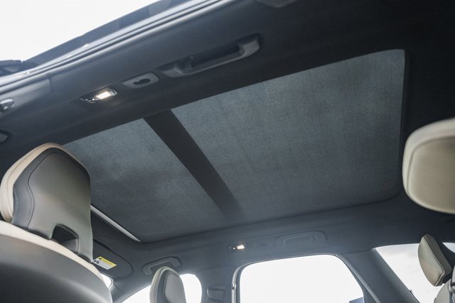 New 2026 Volvo XC60 T8 Plus w/ Protection Package Premier image 32