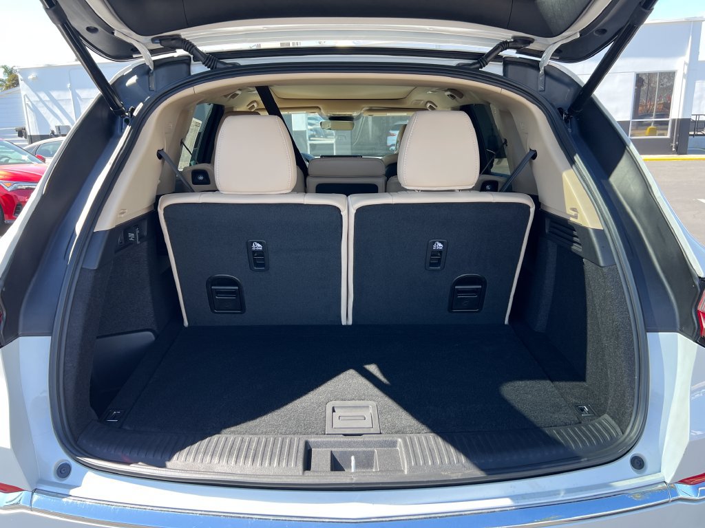 Certified 2026 Acura MDX w/ Technology Package AWD/4WD image 32