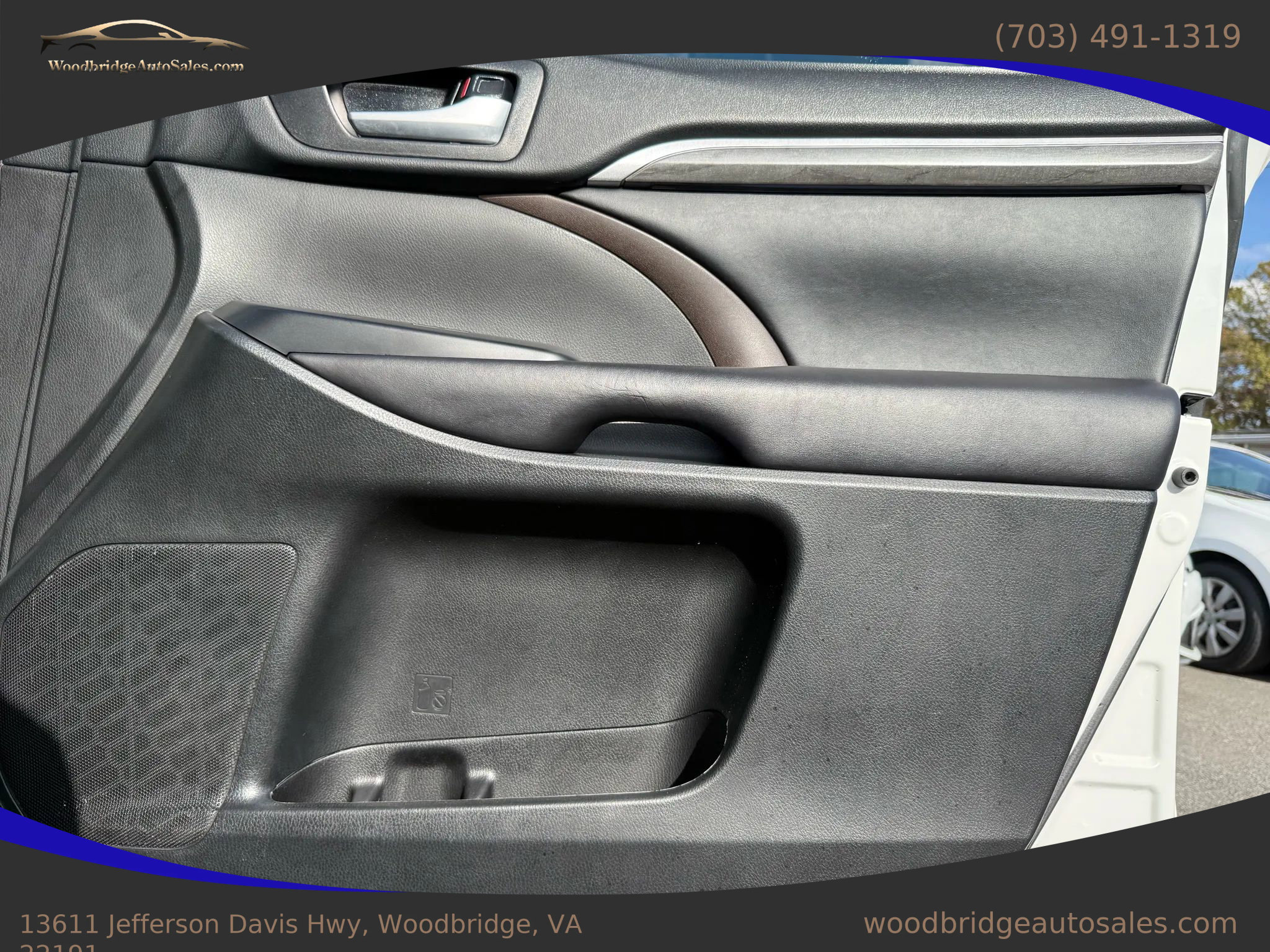 Used 2017 Toyota Highlander Limited image 12