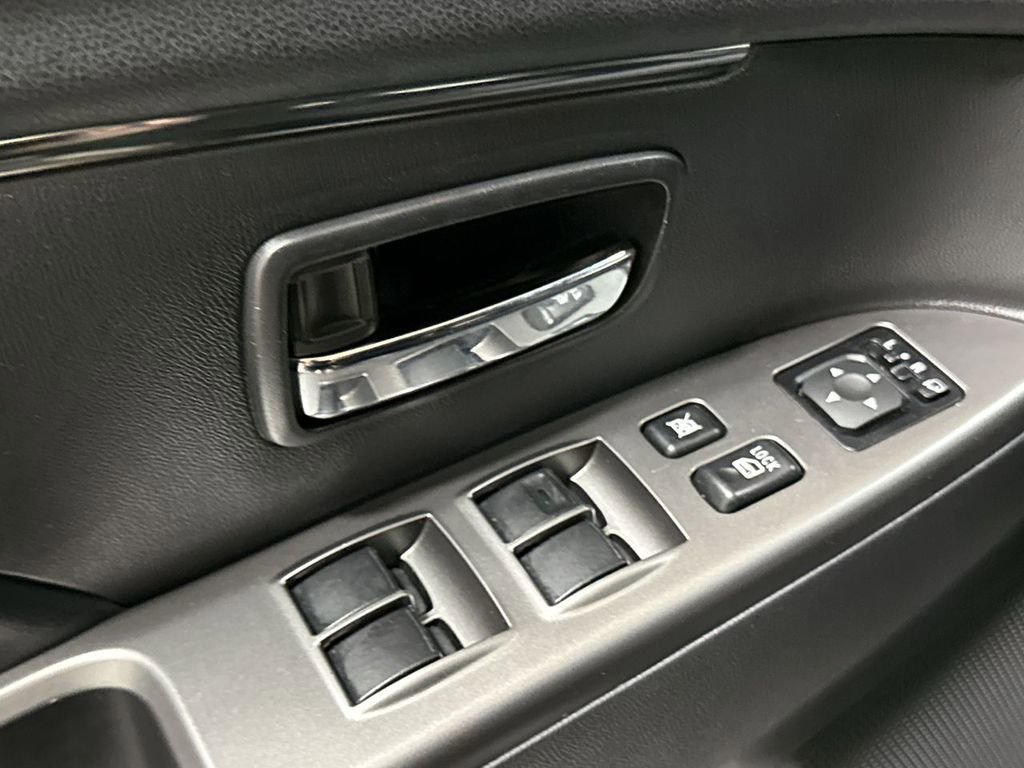 Used 2025 Mitsubishi Outlander Sport ES AWD/4WD image 20