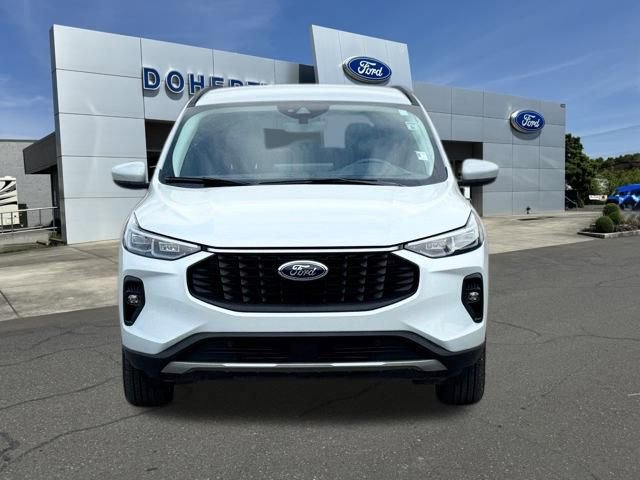Used 2025 Ford Escape Platinum AWD/4WD image 13