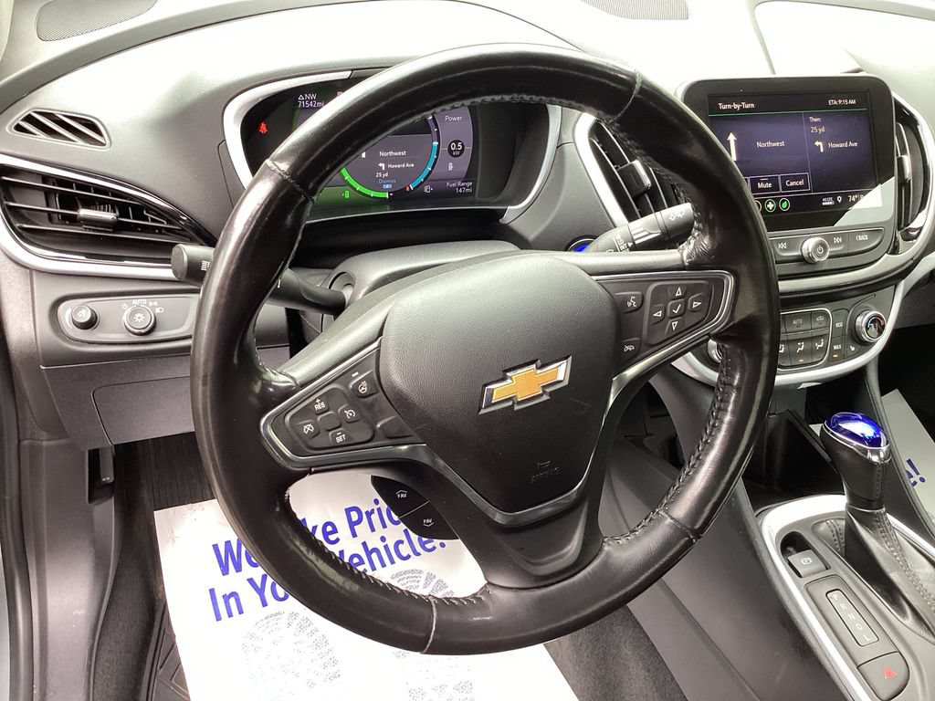 Used 2019 Chevrolet Volt LT w/ Comfort Package FWD image 17