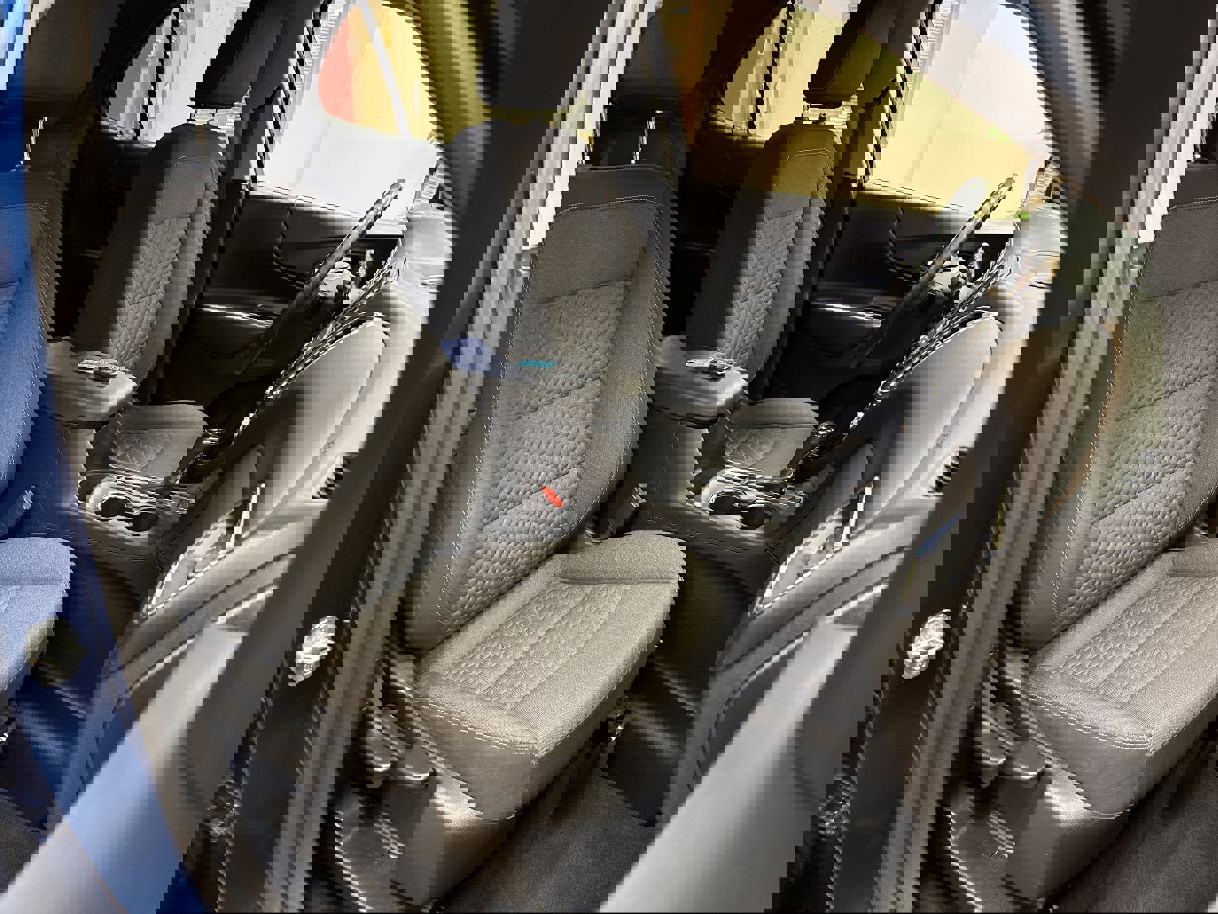 Used 2019 Chevrolet Equinox LT w/ Driver Convenience Package image 25