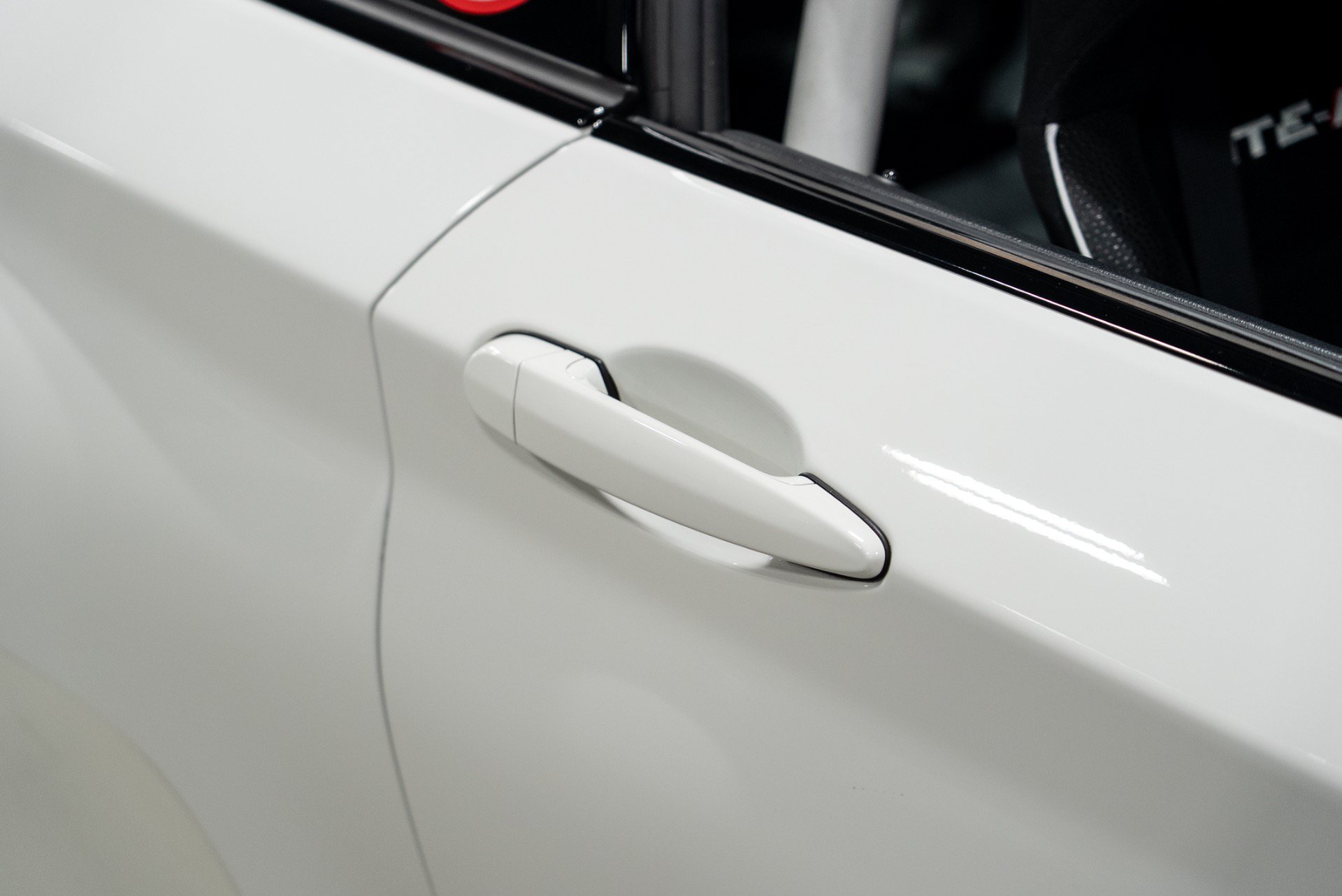 Used 2017 BMW M2 image 23
