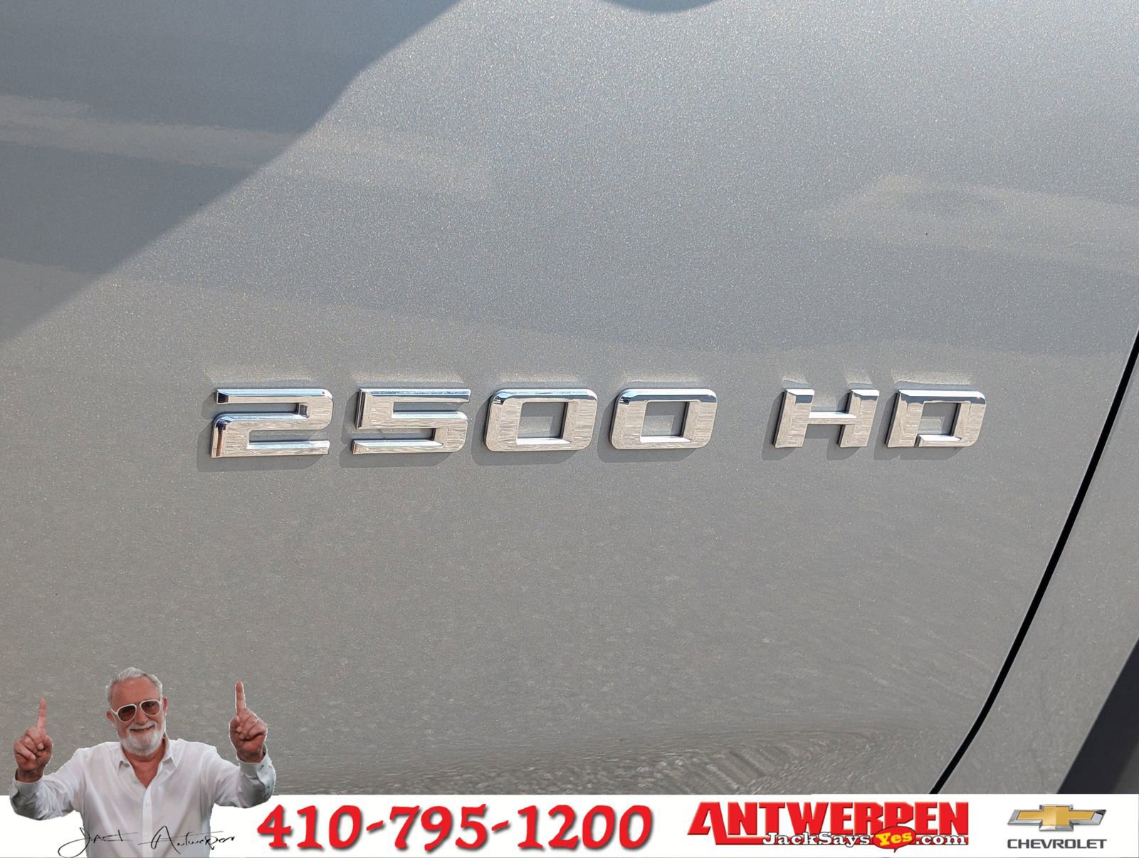 Used 2024 Chevrolet Silverado 2500 LT image 9