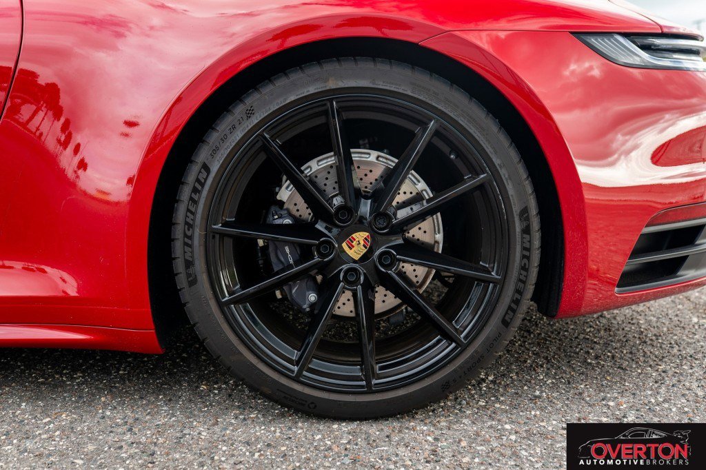 Used 2024 Porsche 911 Carrera image 33