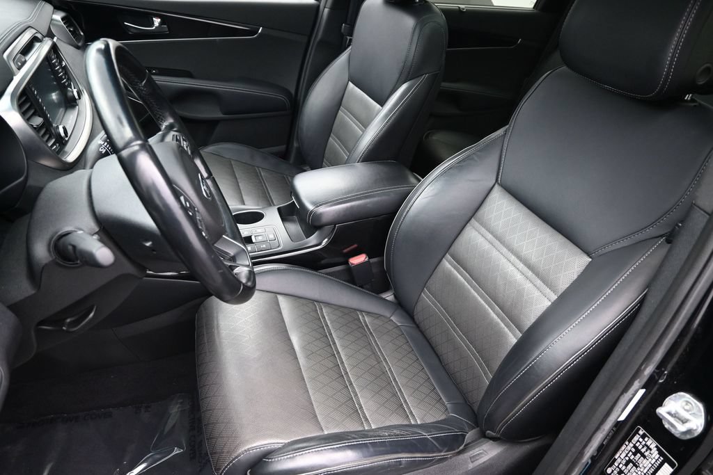 Used 2016 Kia Sorento SX w/ SXL Technology Package AWD/4WD image 11