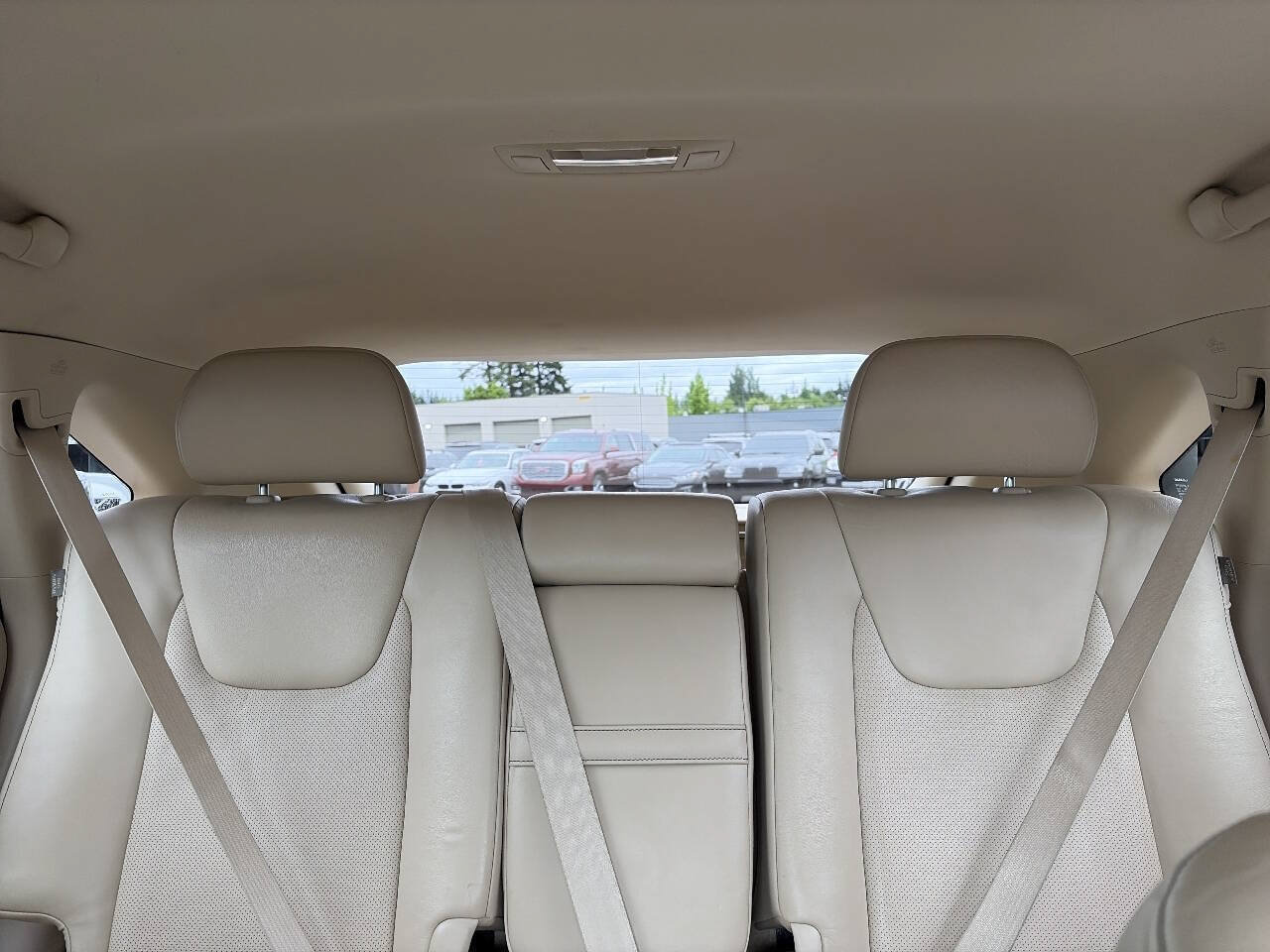 Used 2013 Lexus RX 450h AWD w/ Navigation Pkg image 38
