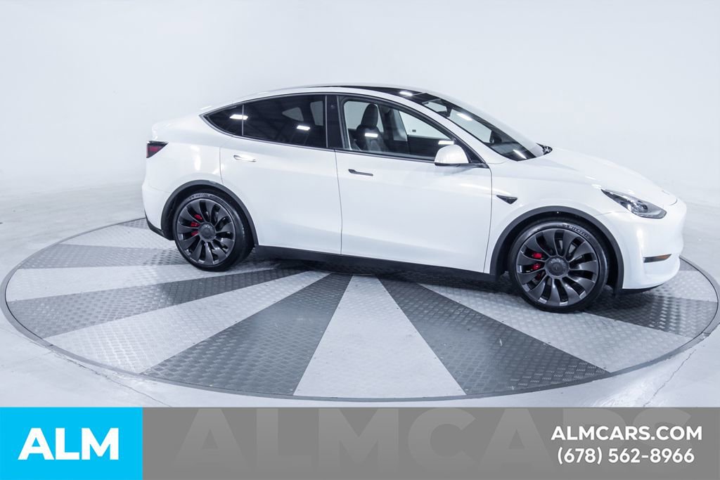 Used 2023 Tesla Model Y Performance AWD/4WD image 13