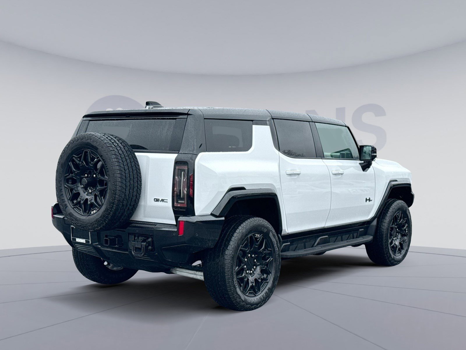 New 2026 GMC Hummer EV SUV w/ LPO, Illumination Package image 7