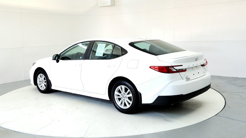 Certified 2025 Toyota Camry LE AWD/4WD image 4